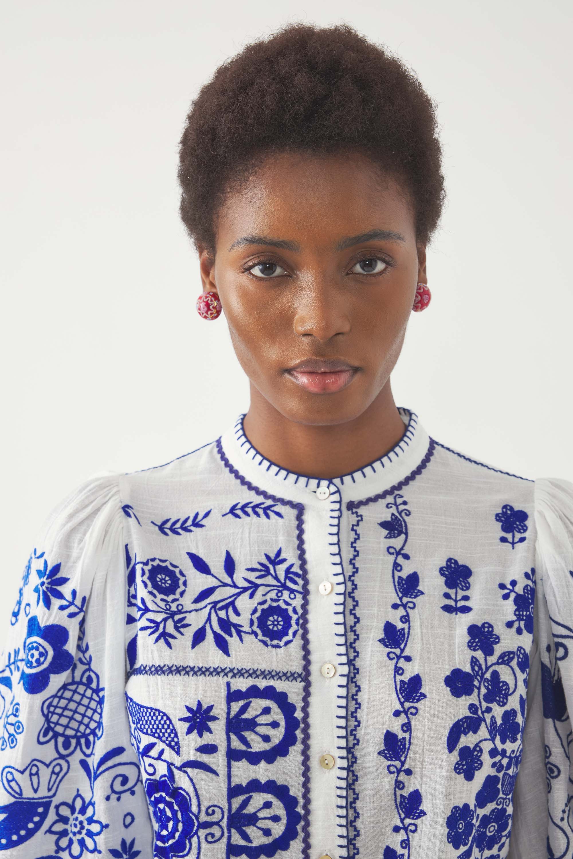 Blusa bordada Mamie
