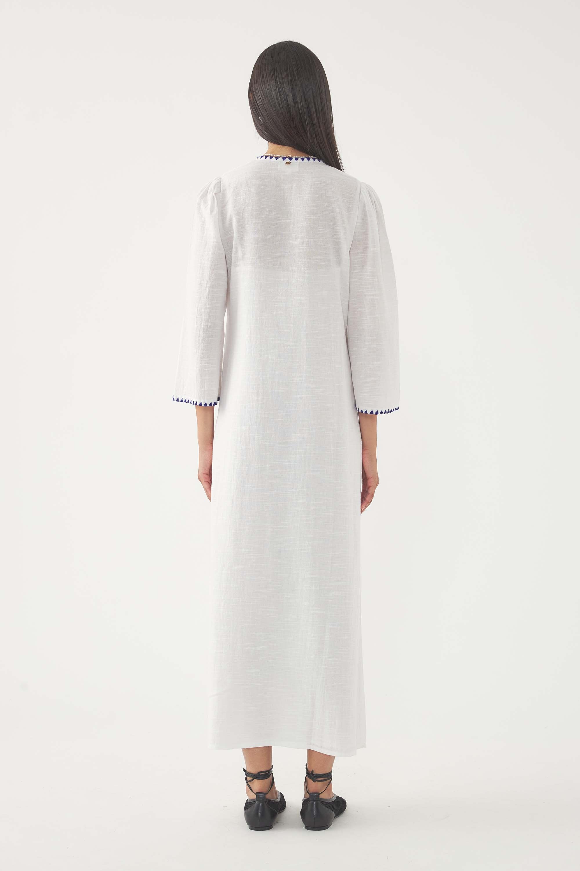 Vestido largo bordado Vahani
