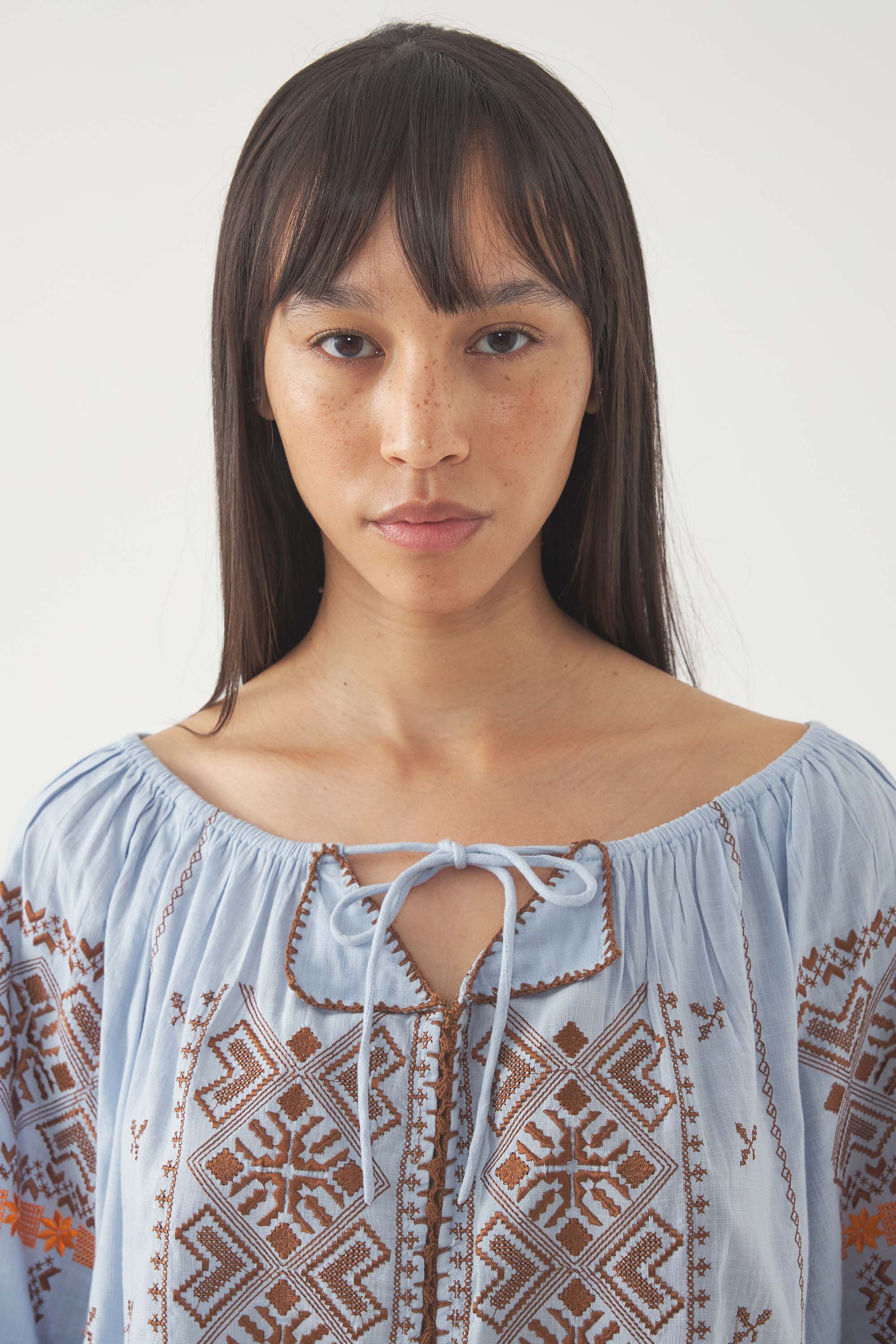 Blusa bordada Edna